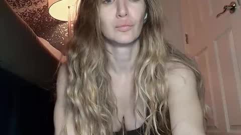 iamamandarose online show from 3, 12, 2025