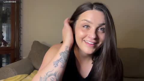 Snapshot of iamcrystalann chatting on 9, 2, 2025 Crystal online show from 9, 2, 2025