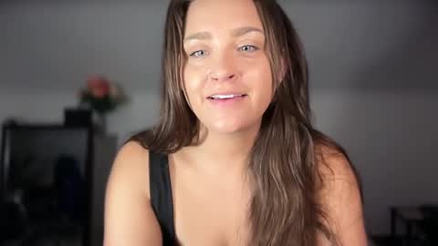 Snapshot of iamcrystalann chatting on 19, 10, 2025 Crystal online show from 19, 10, 2025