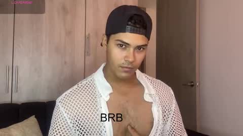 Dylan  independent model  online show from 26, 2, 2025