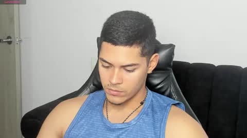 Dylan  independent model  online show from 23, 4, 2026