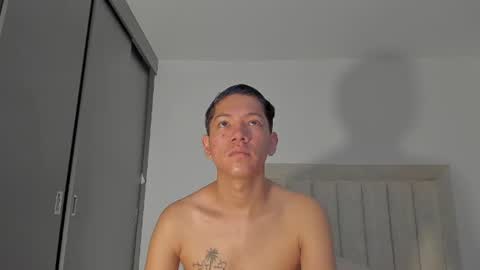 Snapshot of iamjulian_ chatting on 17, 6, 2026 Juliiiiian online show from 17, 6, 2026