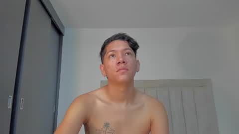 Snapshot of iamjulian_ chatting on 24, 6, 2026 Juliiiiian online show from 24, 6, 2026