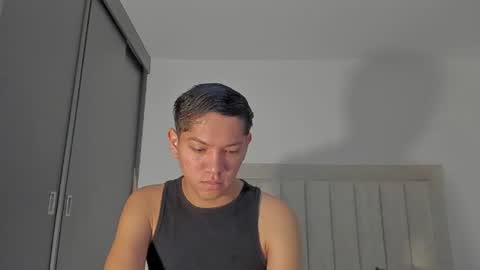 Snapshot of iamjulian_ chatting on 2, 7, 2026 Juliiiiian online show from 2, 7, 2026