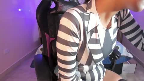 Nayuta online show from 3, 10, 2025