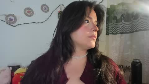 Snapshot of iamrouusie chatting on 10, 5, 2026 Rosie online show from 10, 5, 2026