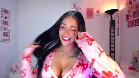 Snapshot of iamroxanne chatting on 21, 6, 2026 Camila online show from 21, 6, 2026