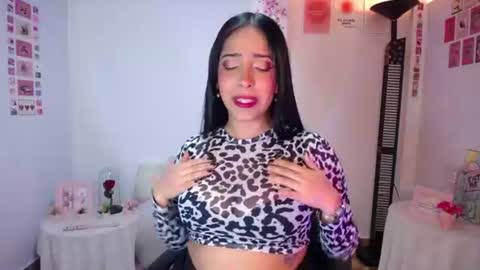 Snapshot of iamroxanne chatting on 28, 7, 2026 Camila online show from 28, 7, 2026