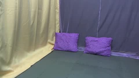 Kiara online show from 10, 2, 2025