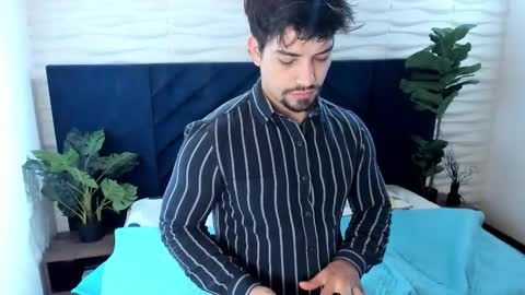 Ian Davis online show from 23, 10, 2025