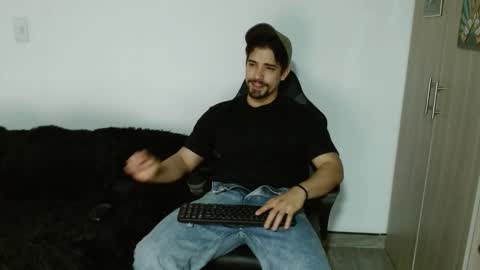 Ian Davis online show from 3, 11, 2025