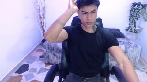 Snapshot of ian_west chatting on 17, 2, 2026 Ian online show from 17, 2, 2026