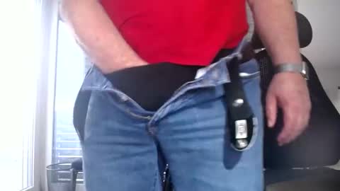 Snapshot of iandy12 chatting on 4, 2, 2026 iandy12 online show from 4, 2, 2026