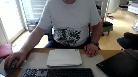 Snapshot of iandy12 chatting on 5, 2, 2026 iandy12 online show from 5, 2, 2026