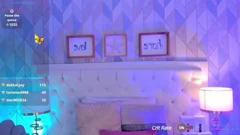  iara smith  online show from 27, 1, 2025