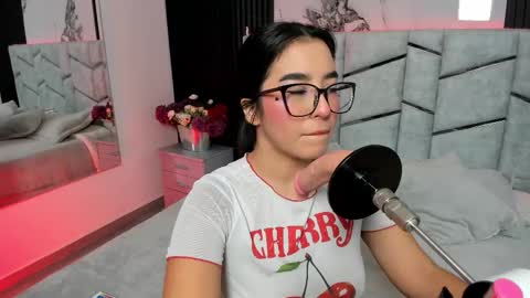 Snapshot of ibbiebennett chatting on 15, 9, 2025 Ibbie Bennett online show from 15, 9, 2025