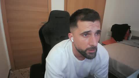 iberian_macho online show from 11, 10, 2025
