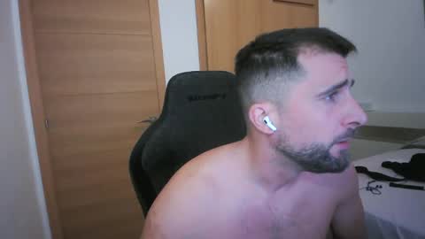 iberian_macho online show from 27, 10, 2025