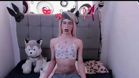 Camila online show from 15, 9, 2025