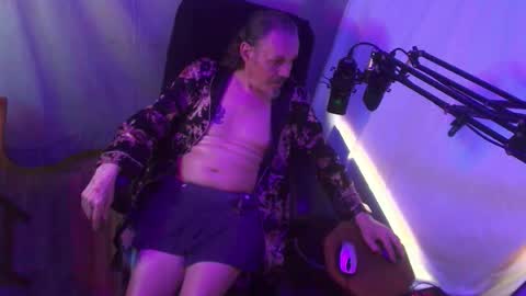Rich online show from 10, 7, 2026
