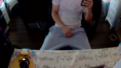 Snapshot of ice_jr chatting on 9, 4, 2026 Ice Jr online show from 9, 4, 2026