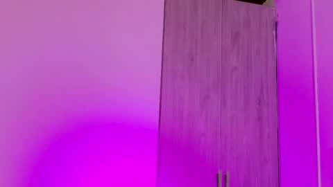 Crystall online show from 7, 4, 2026