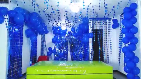 THOMAS AND DAMIAND online show from 15, 12, 2024