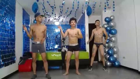 THOMAS AND DAMIAND online show from 13, 2, 2025