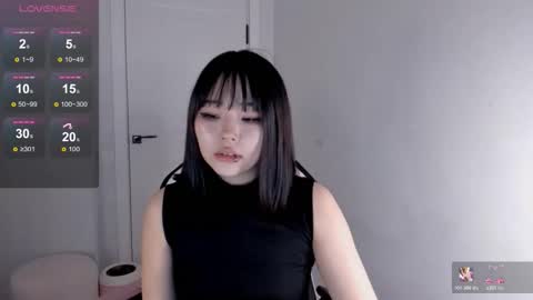 Hitomi   online show from 29, 11, 2025