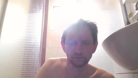 ico__bg online show from 30, 3, 2026