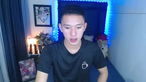Snapshot of iconicmateo chatting on 17, 12, 2024 Mateo online show from 17, 12, 2024