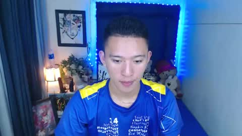Snapshot of iconicmateo chatting on 3, 1, 2025 Mateo online show from 3, 1, 2025