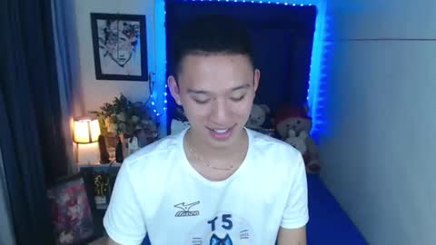Snapshot of iconicmateo chatting on 7, 1, 2025 Mateo online show from 7, 1, 2025
