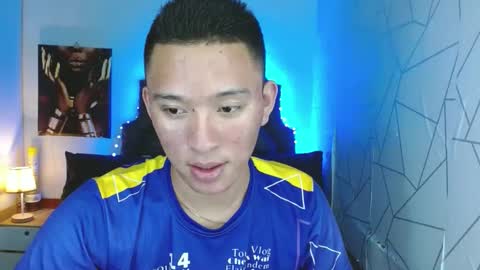 Snapshot of iconicmateo chatting on 4, 3, 2025 Mateo online show from 4, 3, 2025