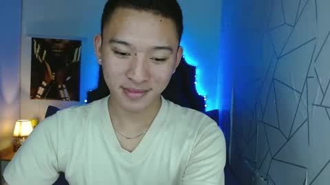 Snapshot of iconicmateo chatting on 12, 3, 2025 Mateo online show from 12, 3, 2025