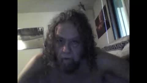 Snapshot of icu2try2xs2 chatting on 25, 2, 2025 icu2try2xs2 online show from 25, 2, 2025