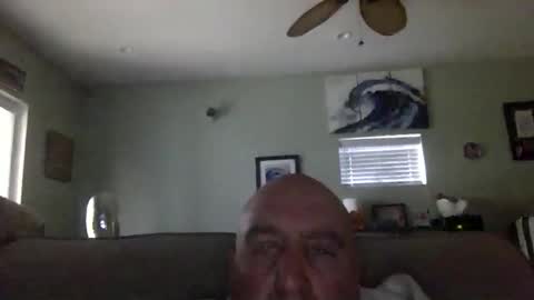 icumming online show from 19, 4, 2026