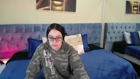 Snapshot of icysweetcam chatting on 5, 12, 2024 Icy online show from 5, 12, 2024
