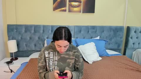 Snapshot of icysweetcam chatting on 31, 1, 2025 Icy online show from 31, 1, 2025