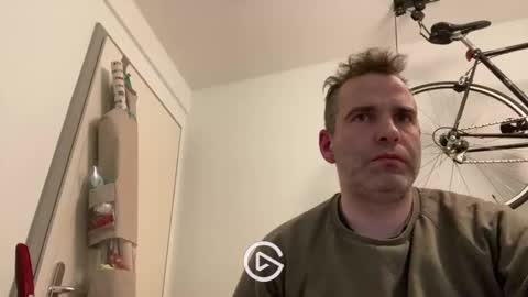 idontknowwhy1 online show from 14, 1, 2025