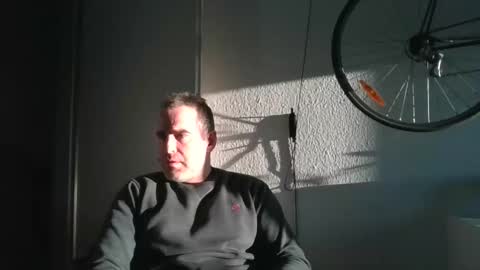 idontknowwhy1 online show from 19, 11, 2025