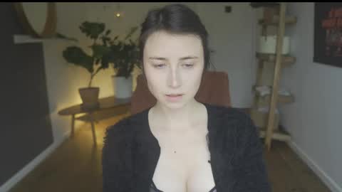 Belle online show from 16, 10, 2025