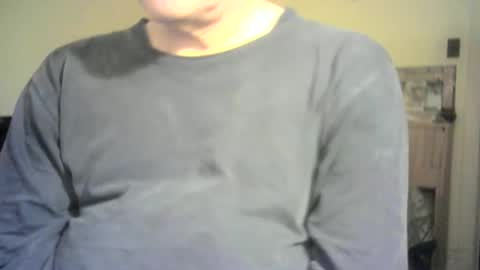 Snapshot of ignoredlittlestloser chatting on 21, 11, 2025 ignoredlittlestloser online show from 21, 11, 2025