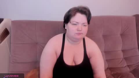 Snapshot of ihaveasecret_ chatting on 5, 2, 2025 Alice online show from 5, 2, 2025