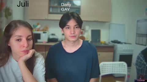 Julia and Mira online show from 14, 1, 2025