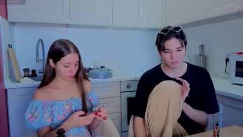 Julia and Mira online show from 3, 10, 2025