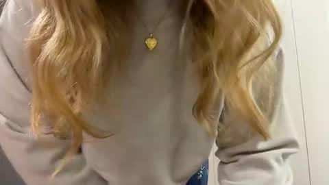 cassie online show from 17, 11, 2025