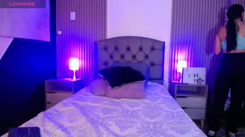 Snapshot of iisabella_smith_ chatting on 24, 2, 2025 Isa online show from 24, 2, 2025