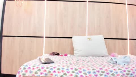 ikia lopez online show from 11, 3, 2026