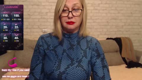 Snapshot of ilariacetoi chatting on 4, 2, 2025 IlariaCetoi online show from 4, 2, 2025